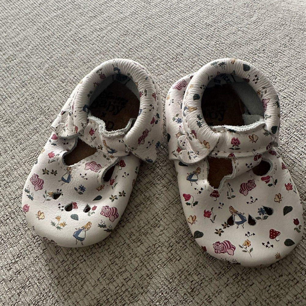 Freshly picked Alice in Wonderland moccasins size 5